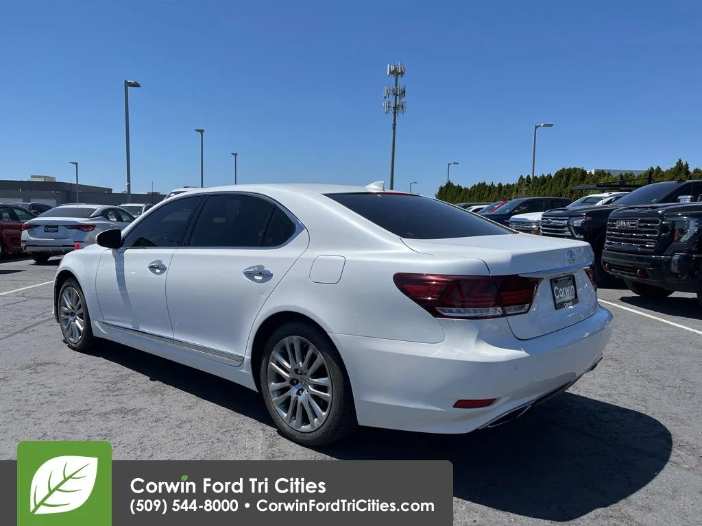 Used 2014 Starfire Pearl Lexus 460 L image 9