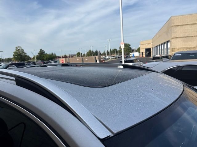 Used 2016 Silver Volvo T6 Momentum image 3
