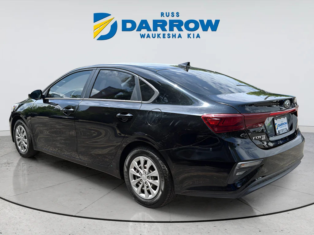 Certified Used 2021 Black Kia FE image 3