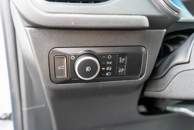 Used 2025 Gray Ford Platinum image 21