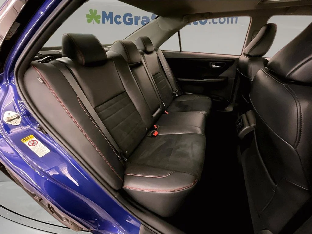 Used 2016 Blue Toyota XSE V6 image 31