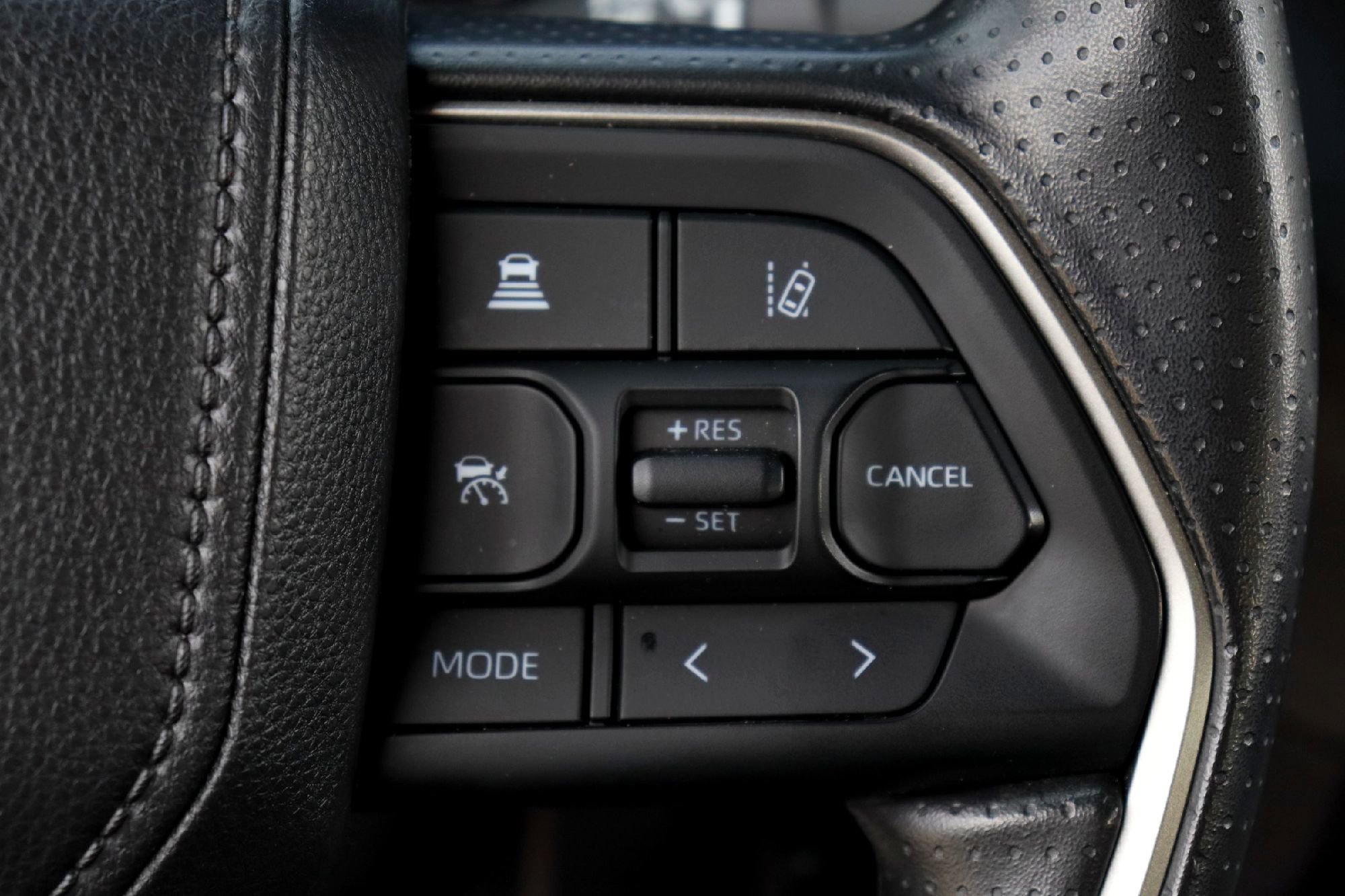 Used 2025 Midnight Black Metallic Toyota SR5 image 13
