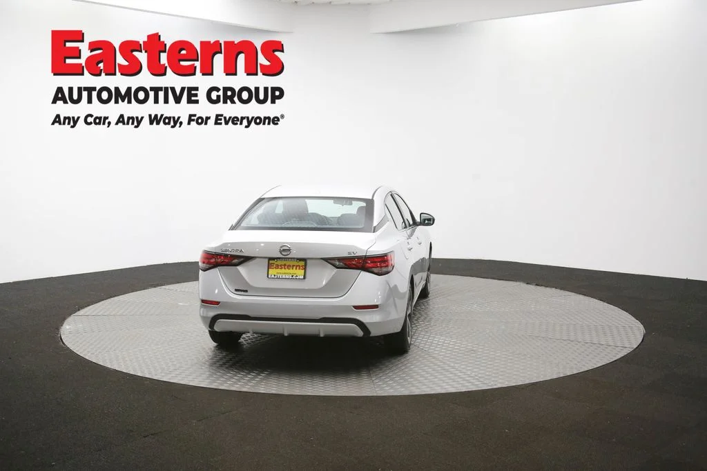 Used 2022 Silver Nissan SV image 37