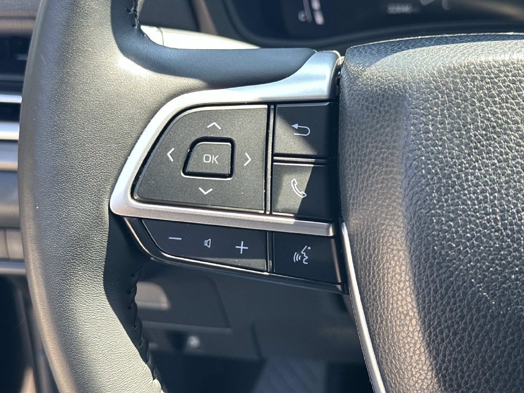 Used 2025 Black Toyota XLE image 8