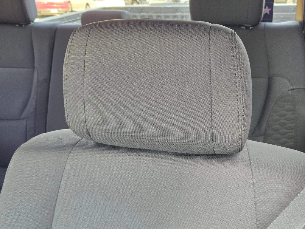 2026 Toyota Tundra SR5 - Photo 17