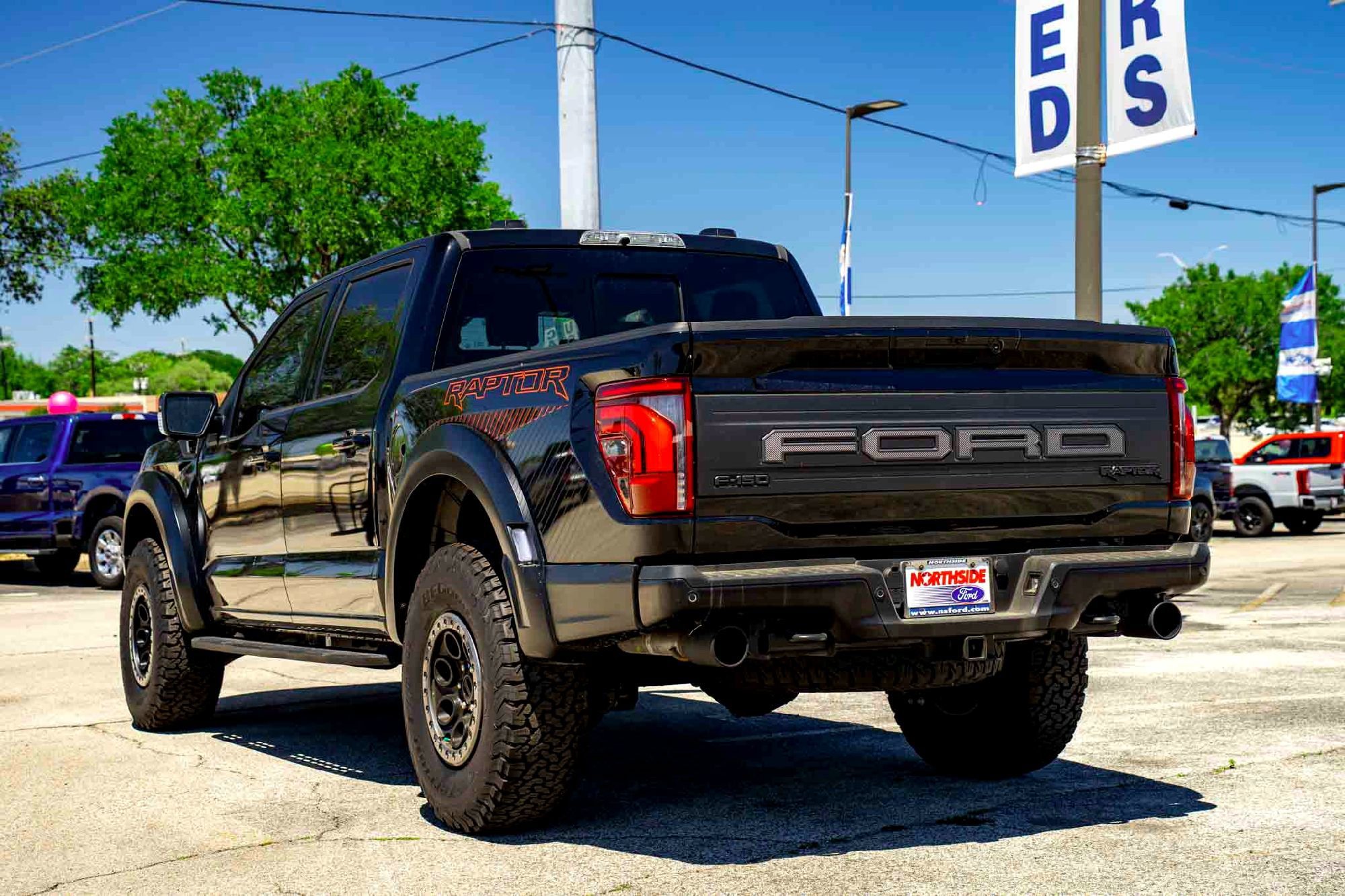New 2025 Agate Black Metallic Ford Raptor image 5