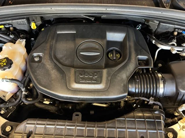 Used 2023 Black Jeep Summit Reserve image 28