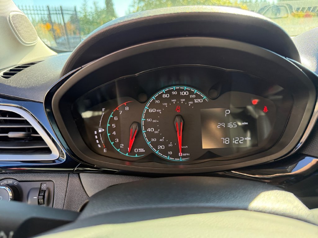 Used 2021 Black Chevrolet ACTIV image 14
