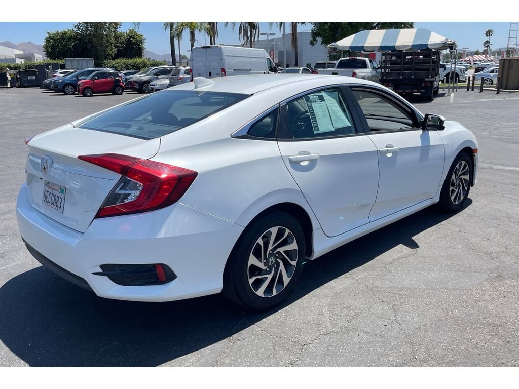 Used 2018 White Orchid Pearl Honda EX image 5