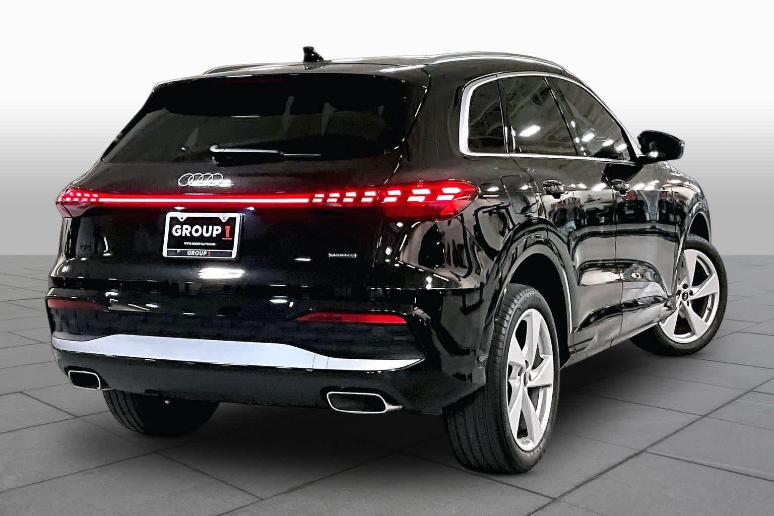 Used 2025 Mythos Black Metallic Audi Premium Plus image 13