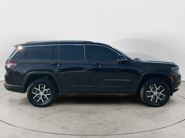 Used 2024 Black Jeep Limited image 4