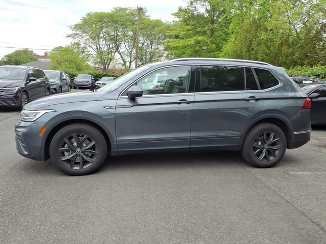 Used 2024 Gray Volkswagen 2.0T SE image 3