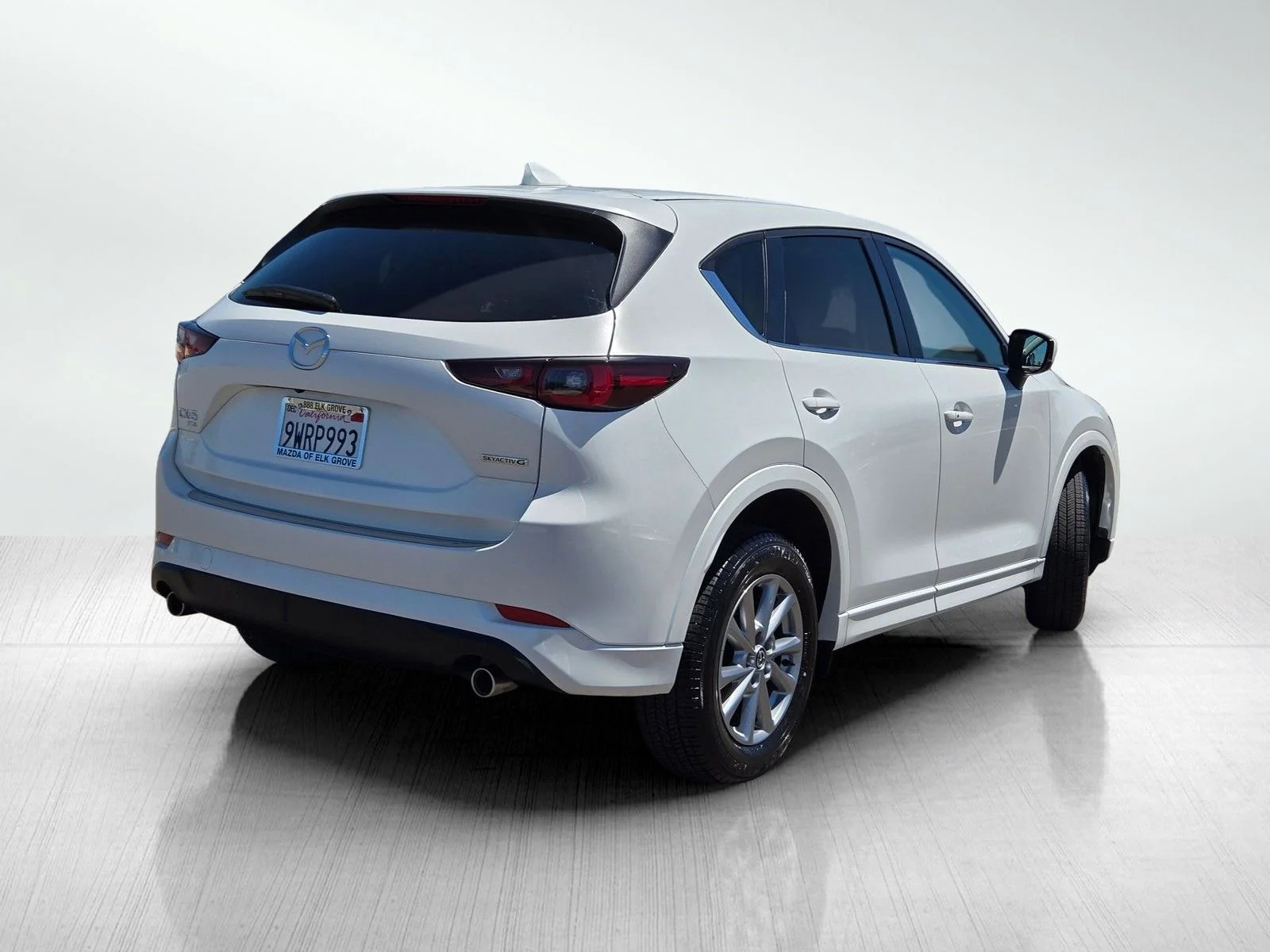 Certified Used 2025 White Metallic Mazda 2.5 S Select Package image 4
