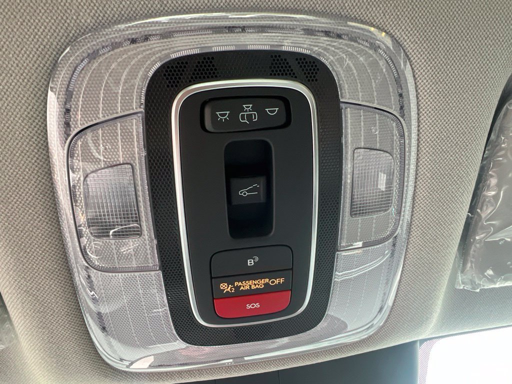 Used 2024 Gray Hyundai SEL image 16