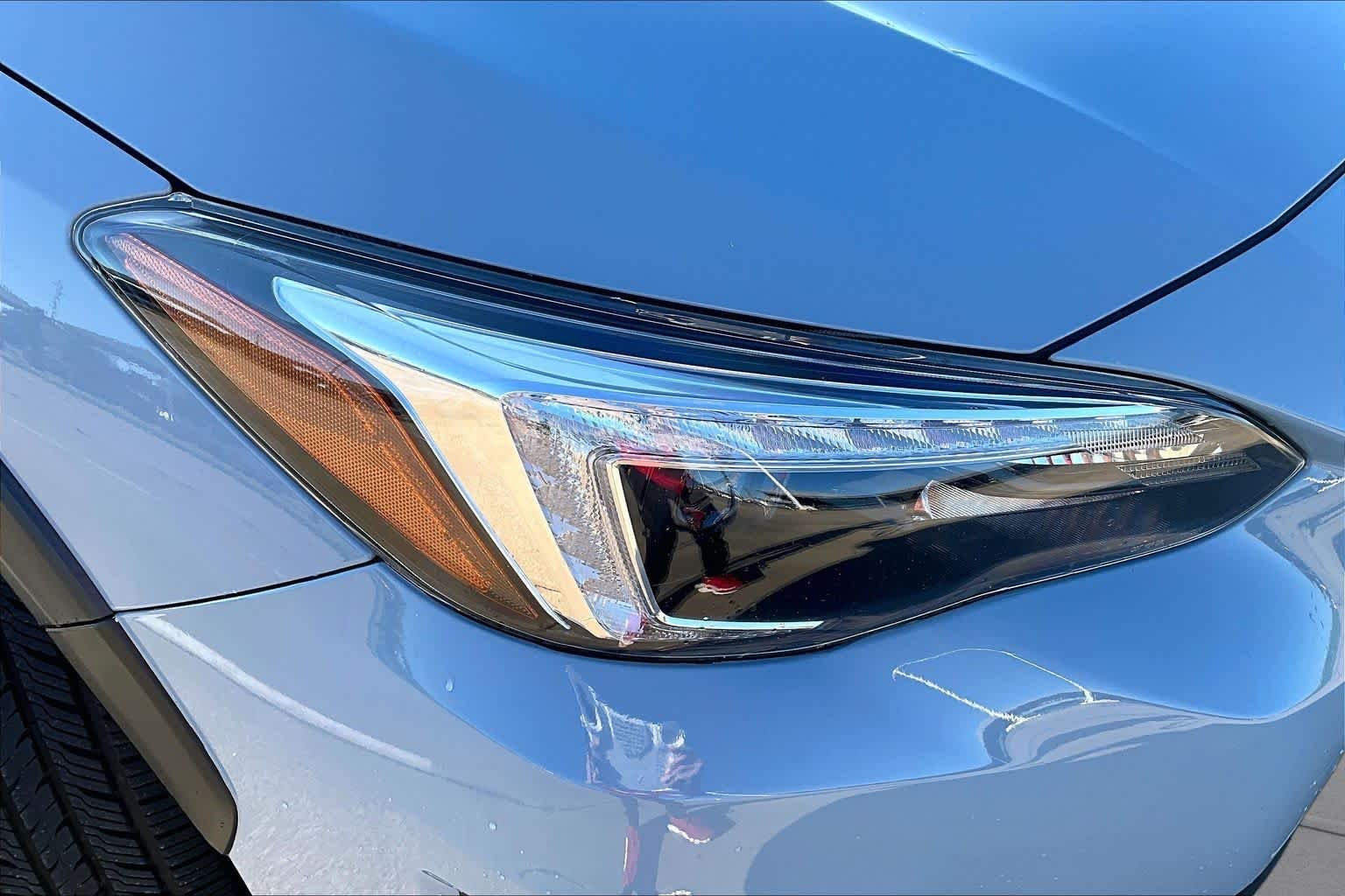 Used 2019 Cool Gray Khaki Subaru Limited image 27