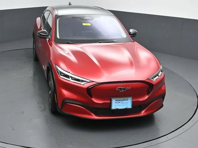 Certified Used 2023 Rapid Red Metallic Tinted Clearcoat Ford Premium image 42