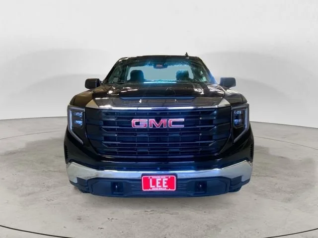 New 2026 Onyx Black GMC Pro image 9
