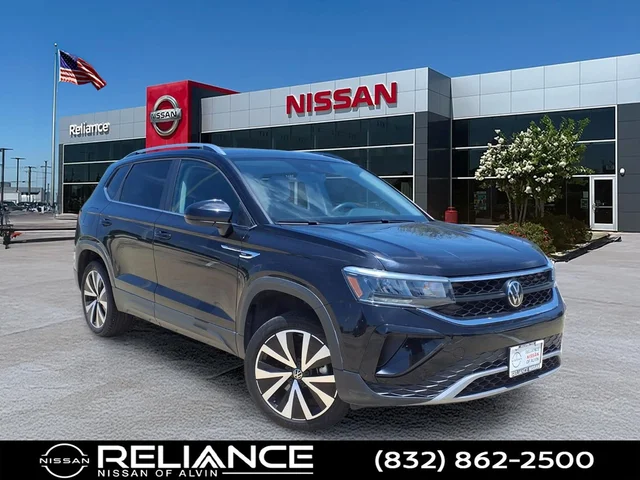 Pre-Owned 2024 Volkswagen Taos 1.5T SE