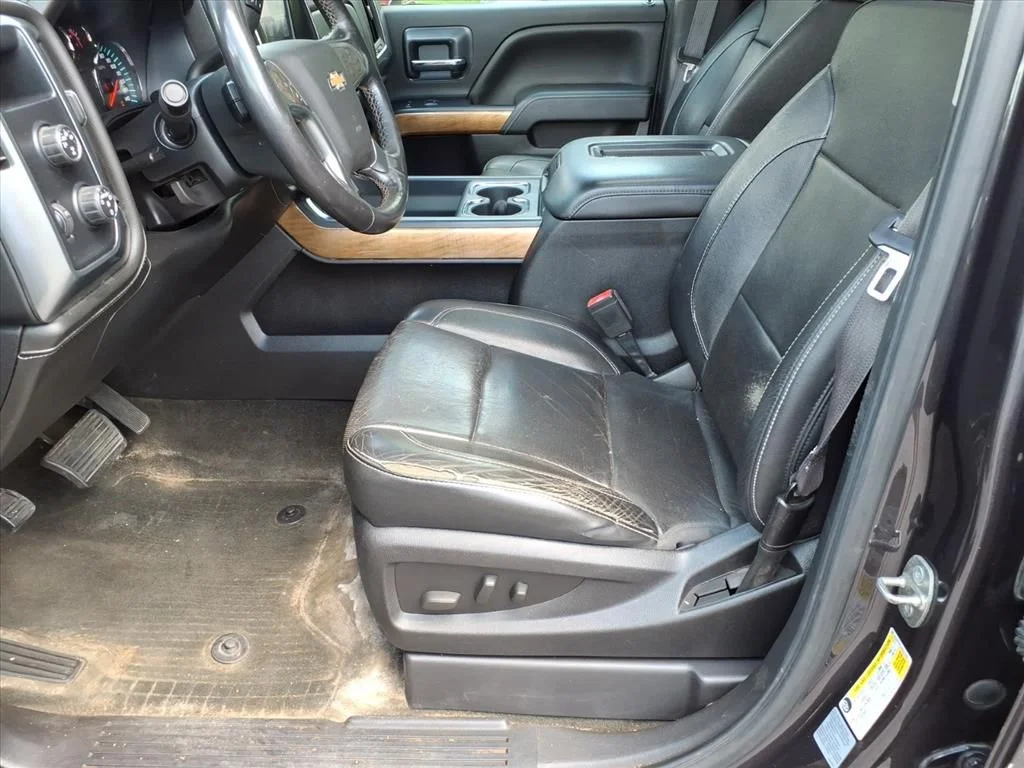 Used 2016 Gray Chevrolet LTZ image 11