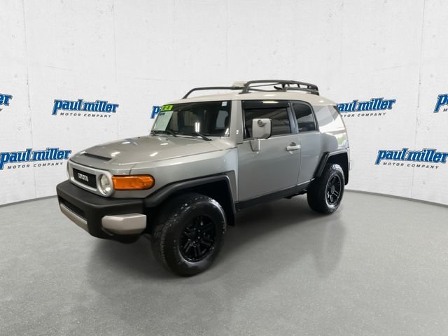 Used 2010  Toyota Base image 5