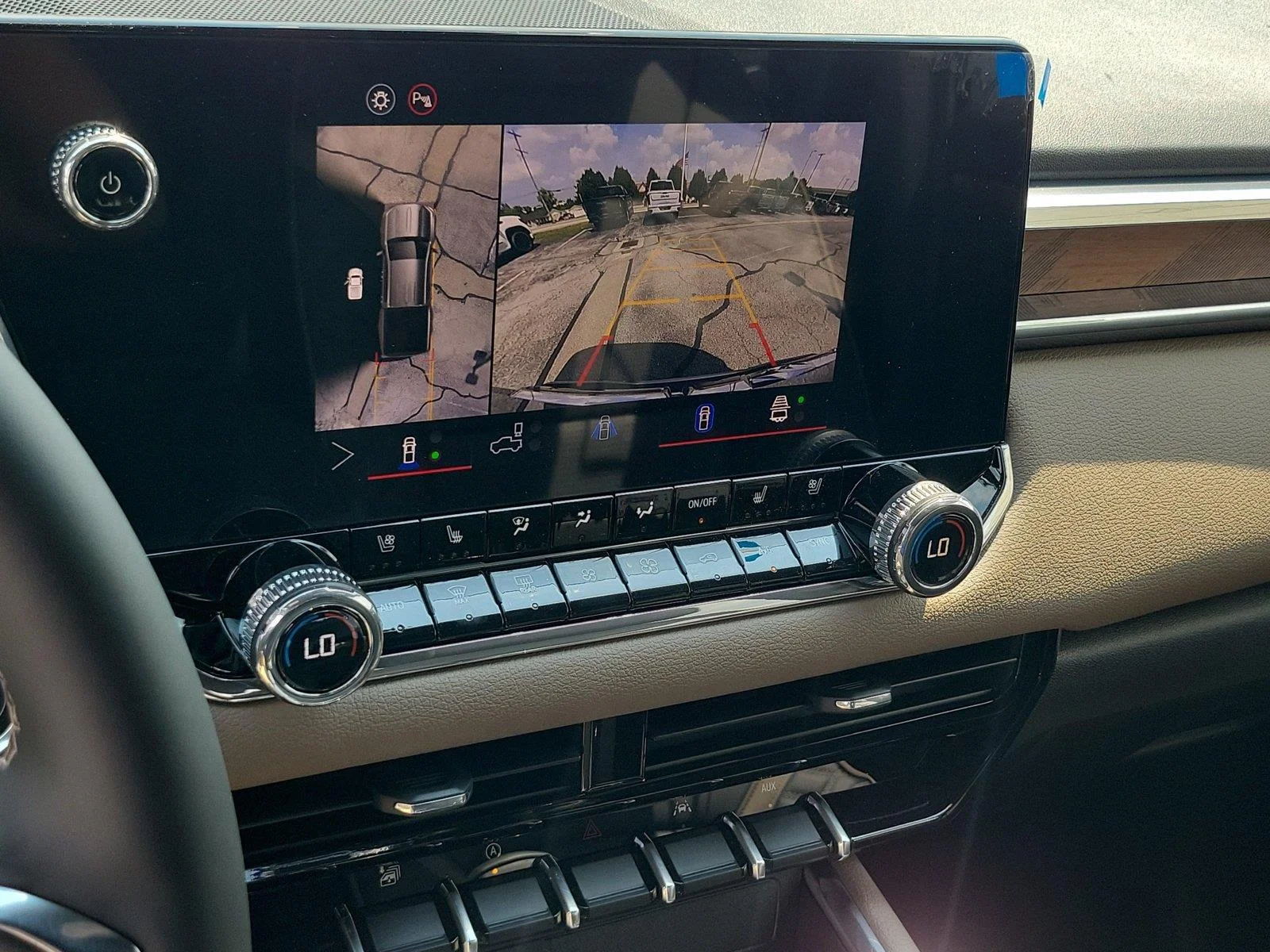 2026 GMC Canyon Denali - Photo 23