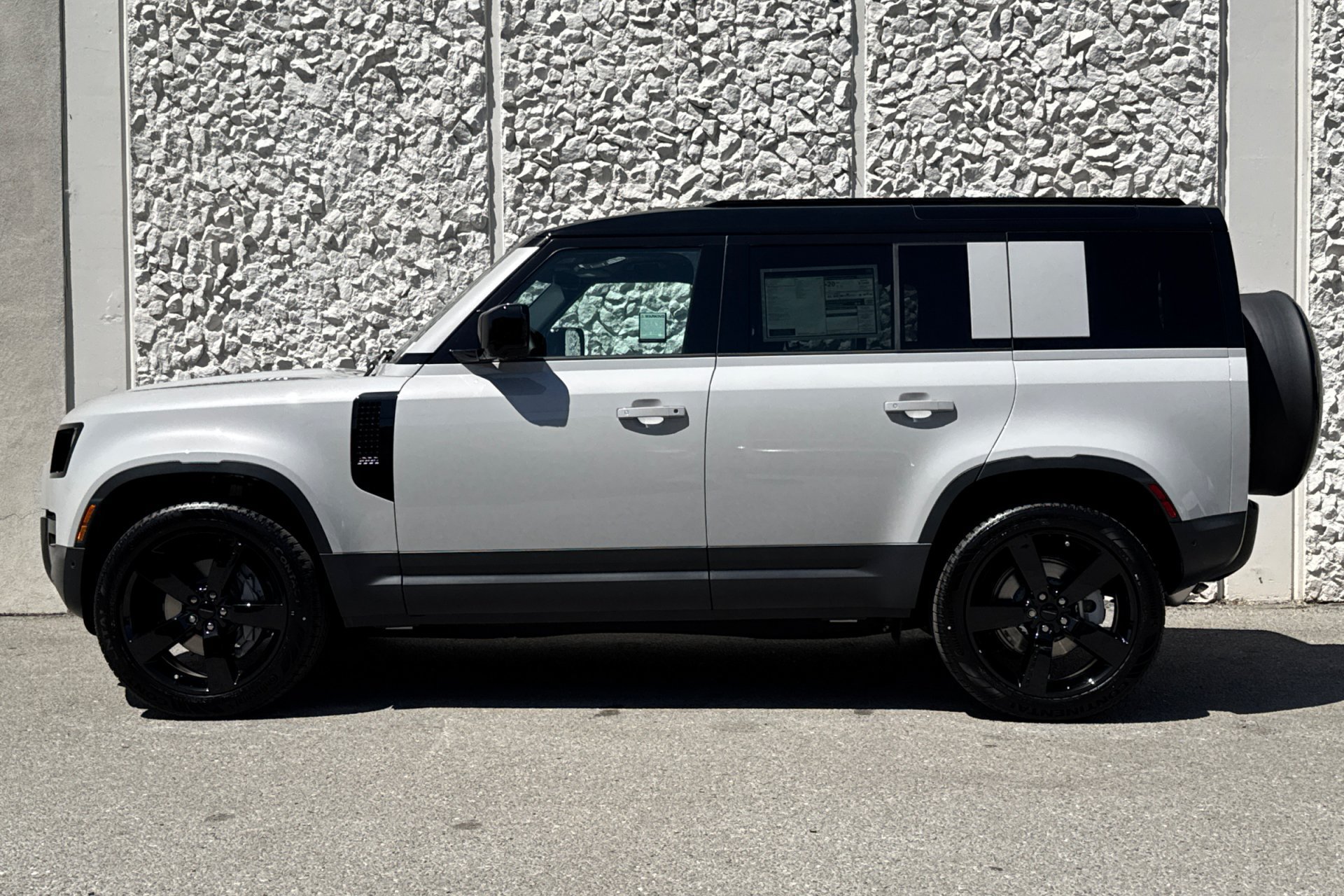 New 2026 Borasco Grey Land Rover S image 5
