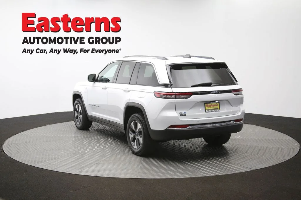 Used 2022 White Jeep 4xe image 68