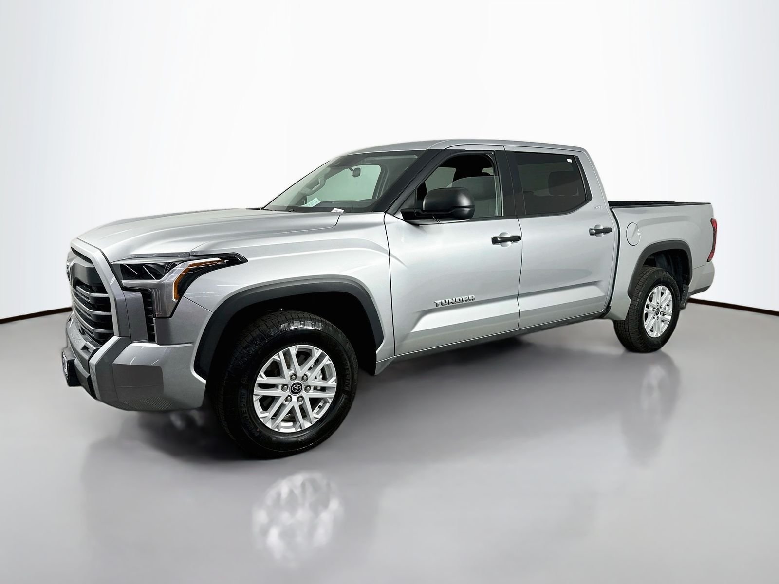 Used 2023 Celestial Silver Metallic Toyota SR5 image 3