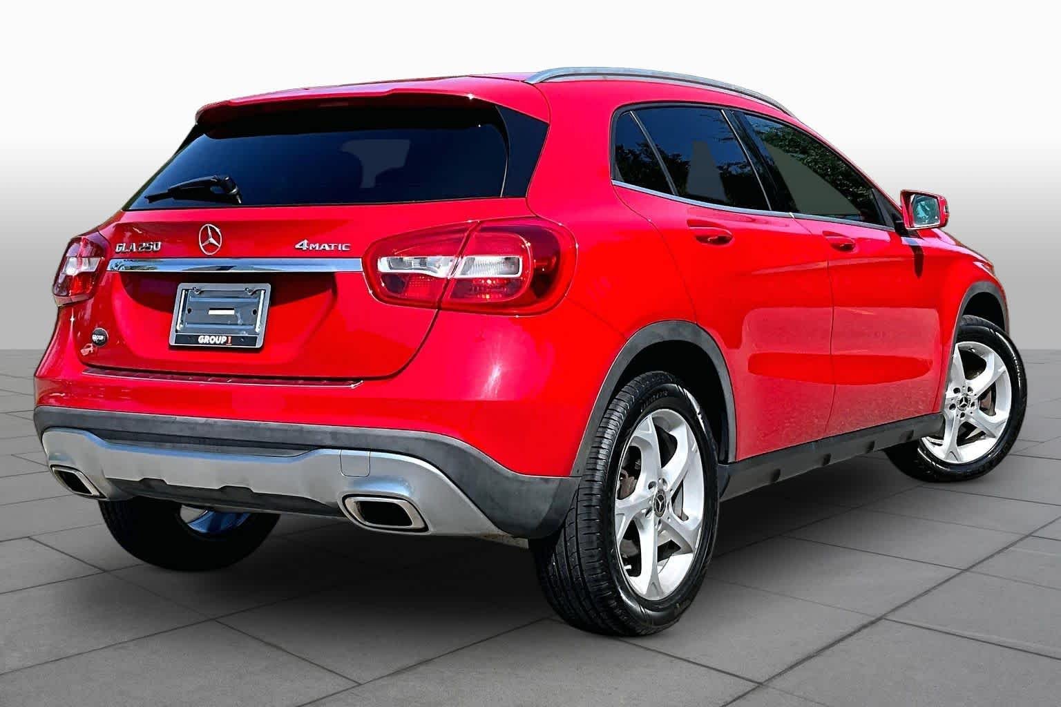 Used 2018 Jupiter Red Mercedes-Benz GLA 250 image 13