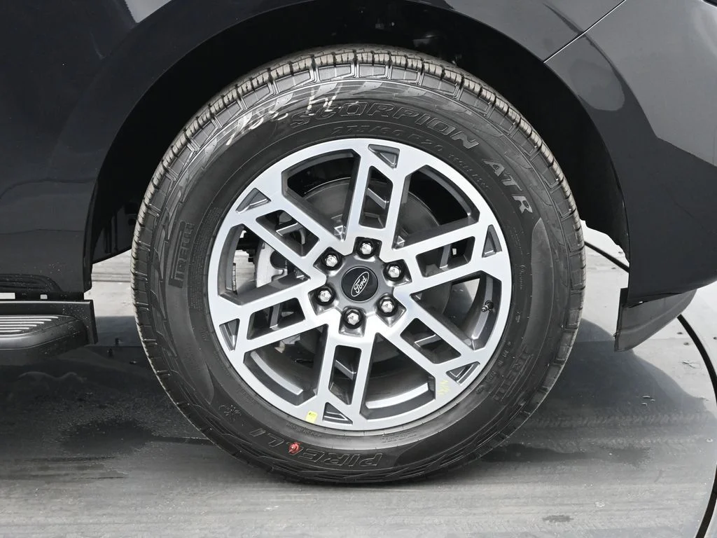 New 2026 Agate Black Metallic Ford Active image 25