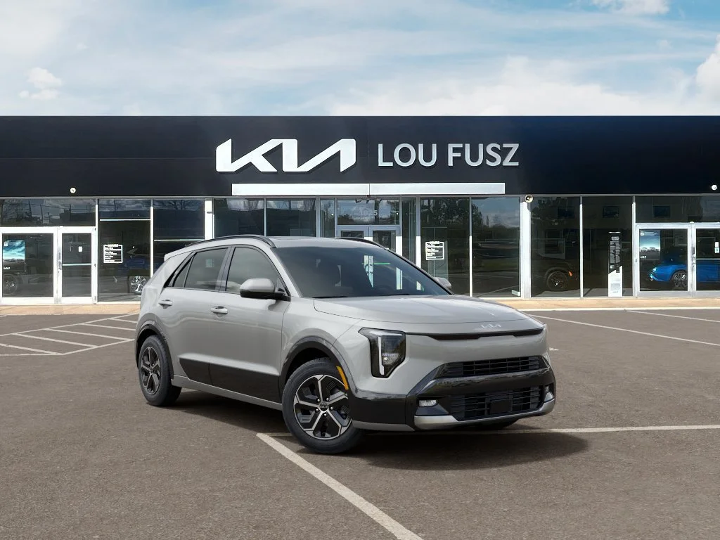 New 2027 Ivory Silver Kia SX image 8