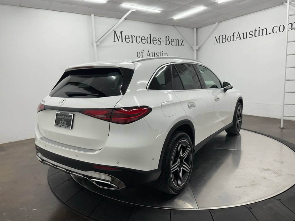 New 2027 Polar White Mercedes-Benz GLC 300 image 37