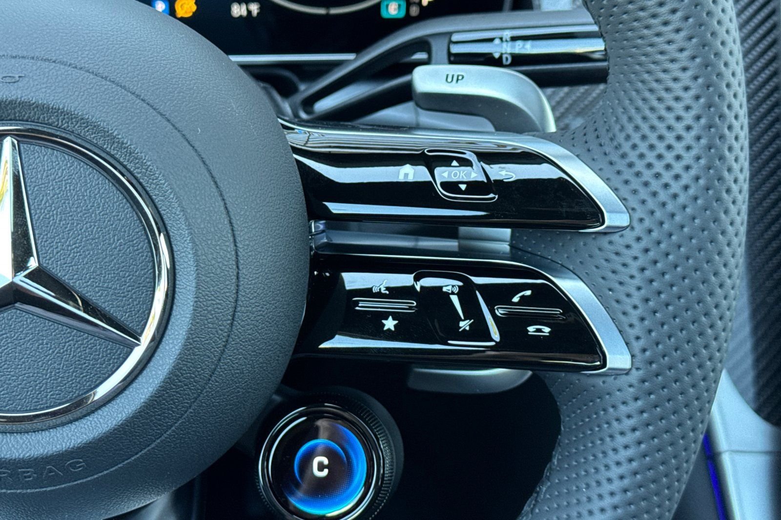 New 2027 Polar White Mercedes-Benz GLC 350e image 27
