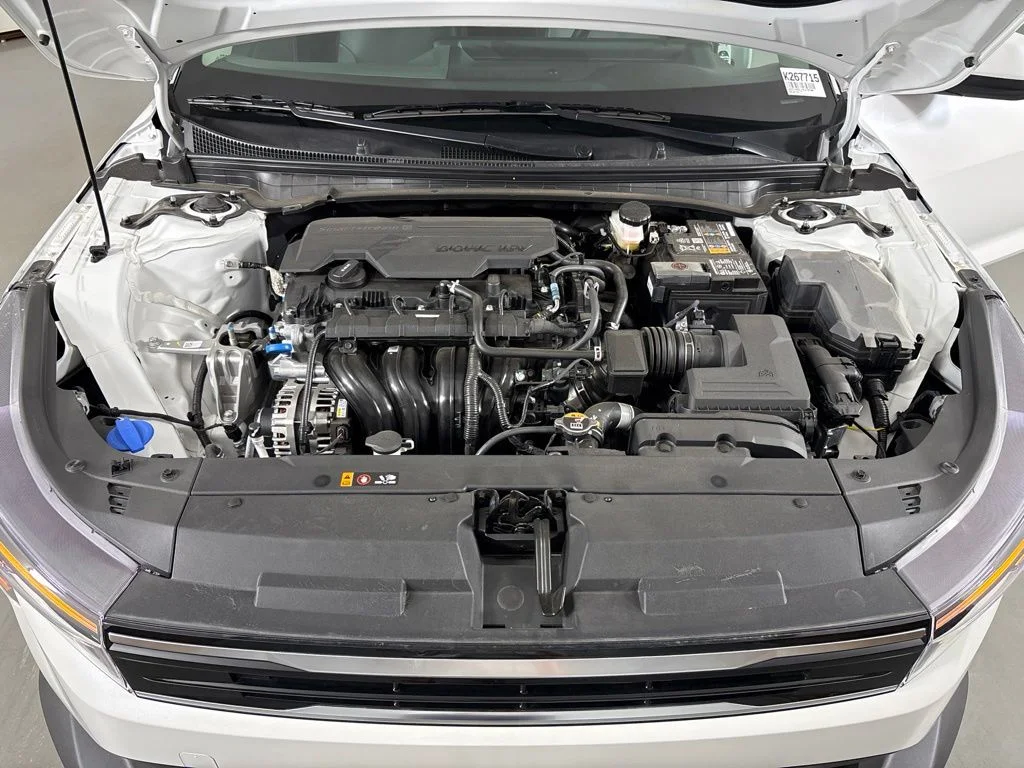 New 2026 Snow White Pearl Kia EX image 42
