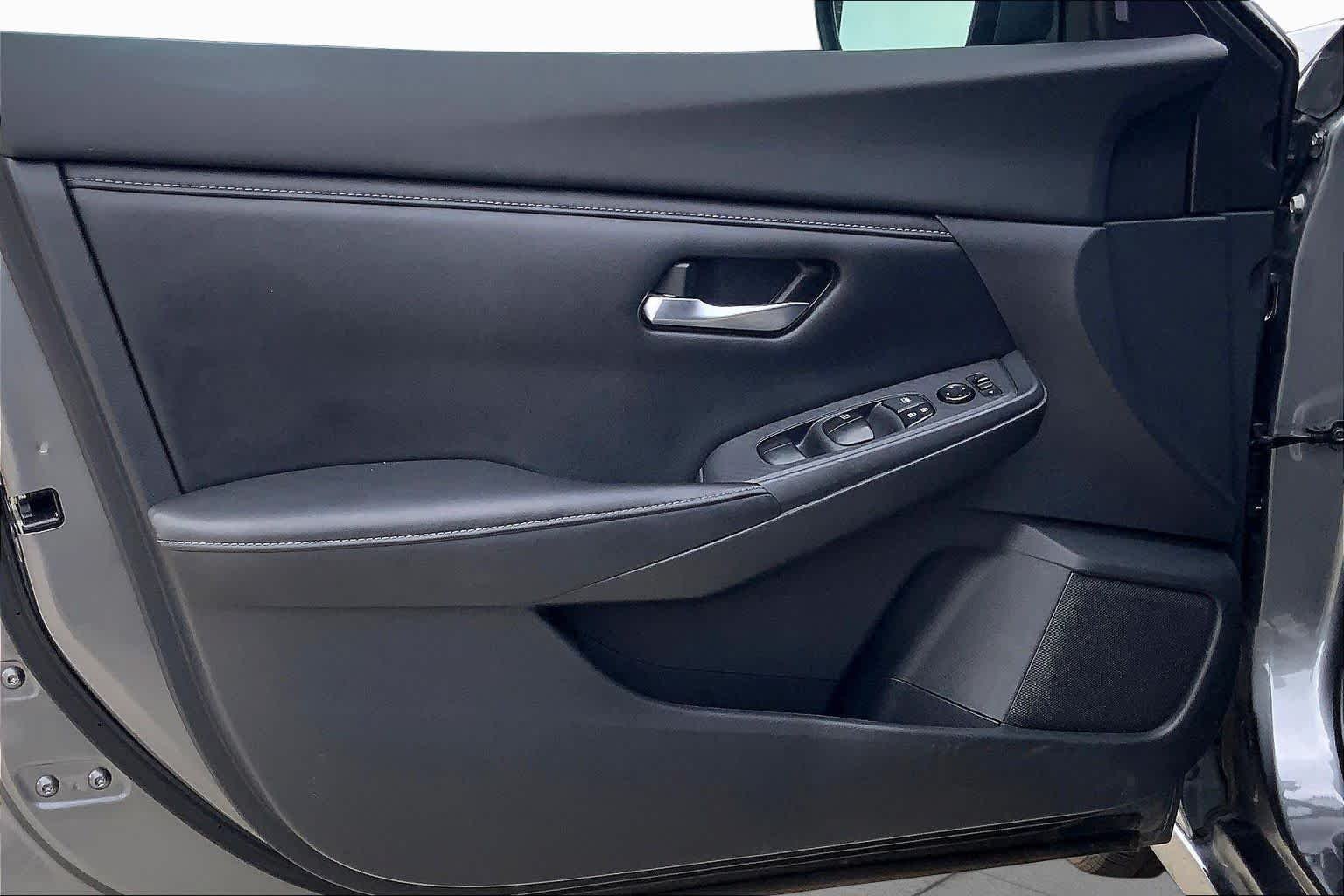 Used 2022 Gun Metallic Nissan SV image 22