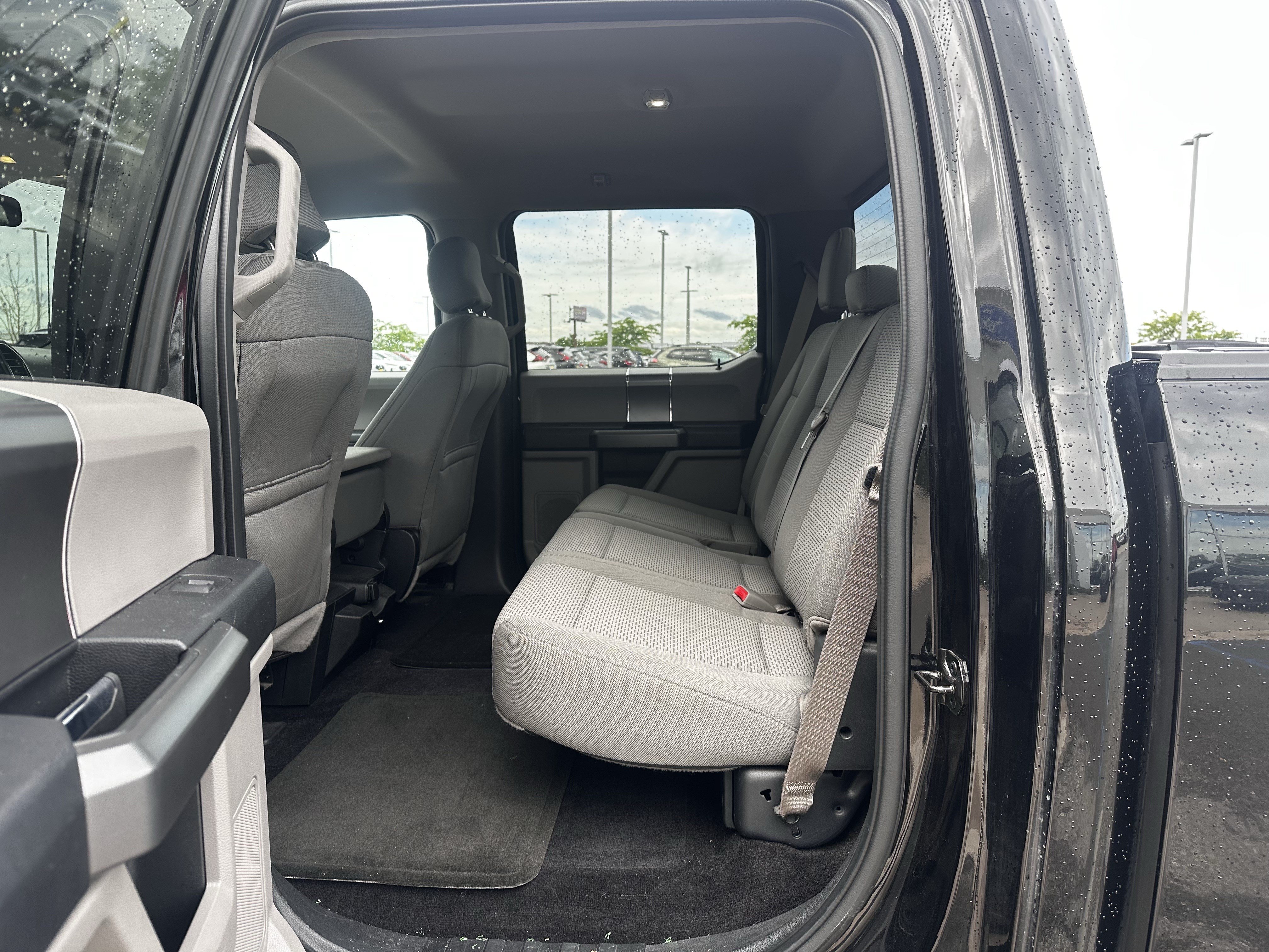 Used 2016 Shadow Black Ford XLT image 8