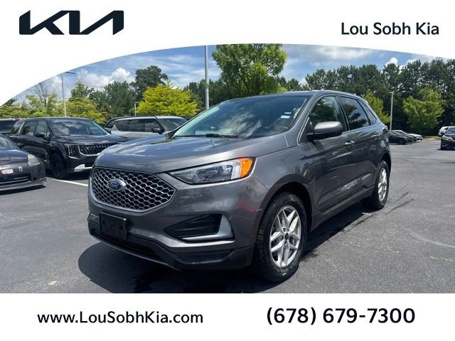 Used 2024 Gray Ford SEL image 1