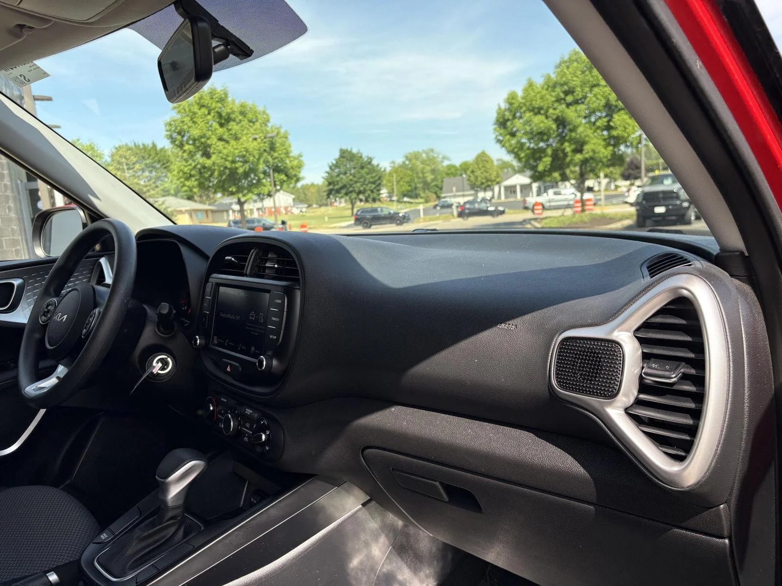 Used 2022 Inferno Red Kia LX image 21