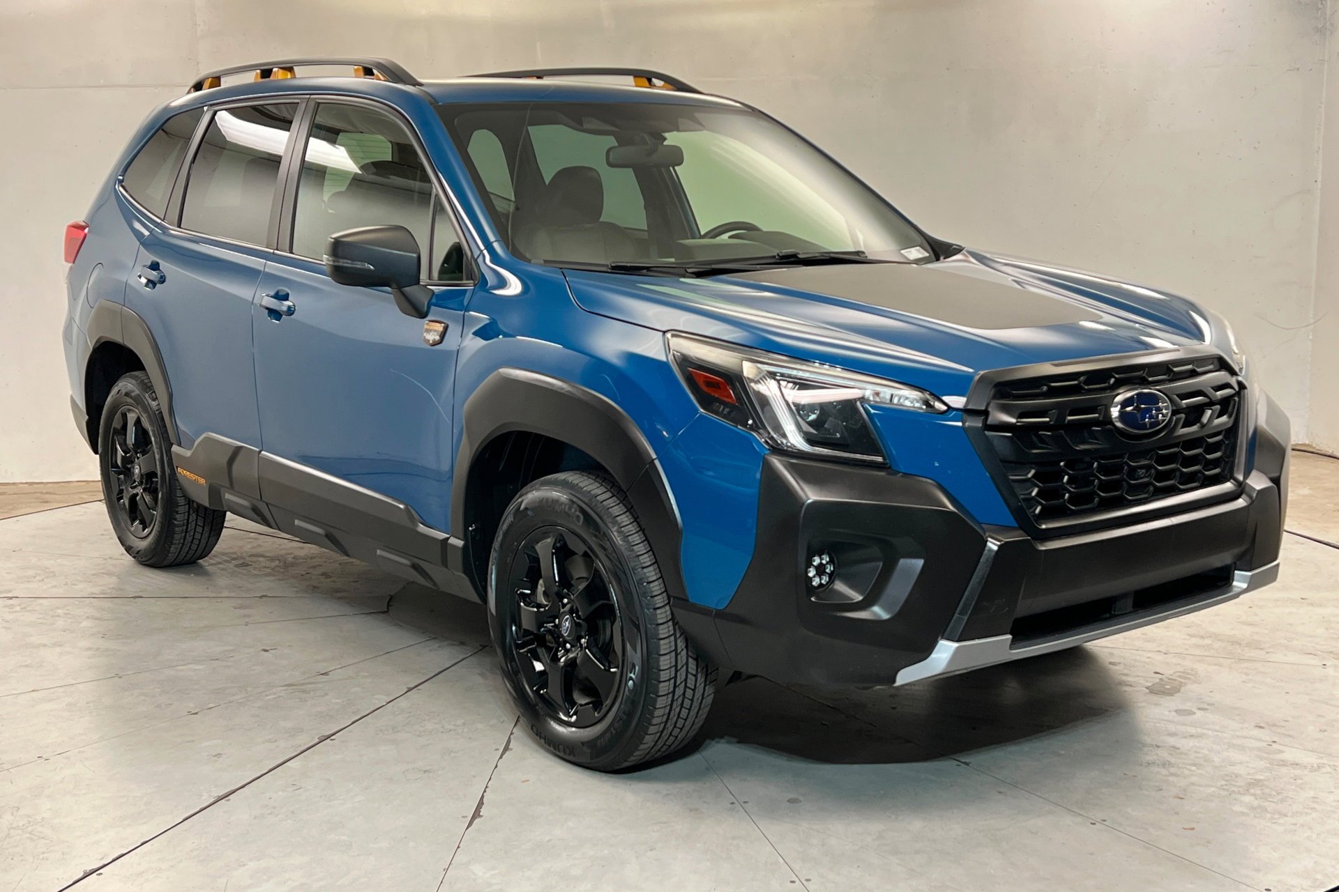 Used 2022 Geyser Blue Subaru Wilderness image 8