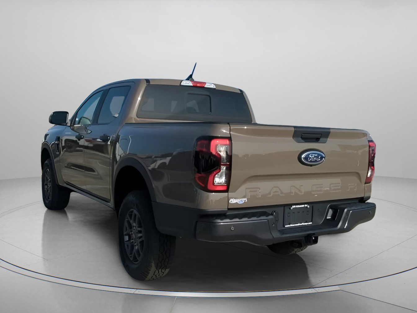 New 2026 Marsh Gray Ford XLT image 19