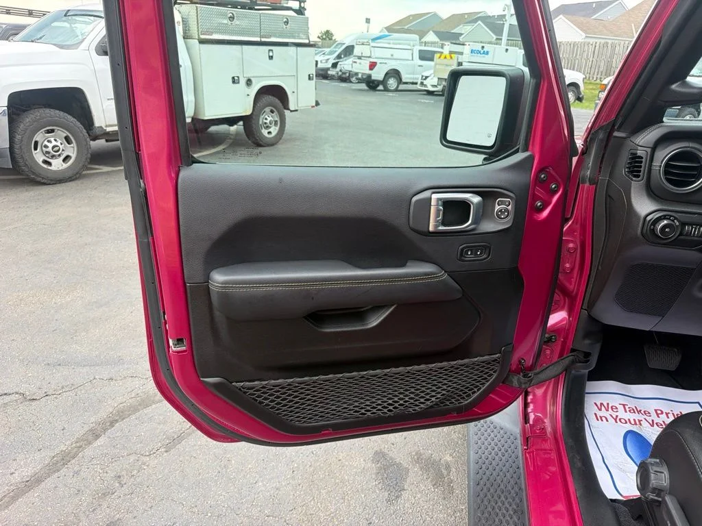 Certified Used 2022 Limited Edition Tuscadero Pearlcoat Jeep Unlimited Sahara image 27