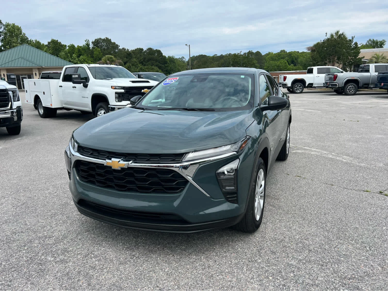 2025 Chevrolet Trax LS's photo