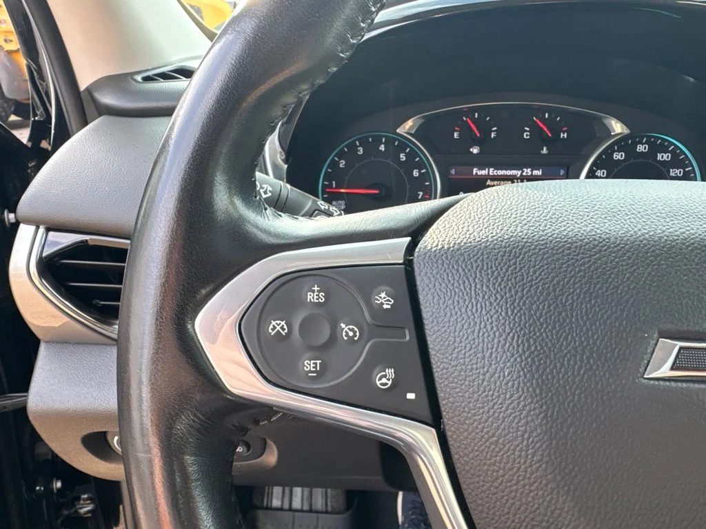 Used 2021 Mosaic Black Metallic Chevrolet RS image 16