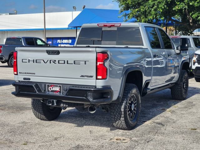 2025 Chevrolet Silverado 2500HD ZR2 - Photo 7