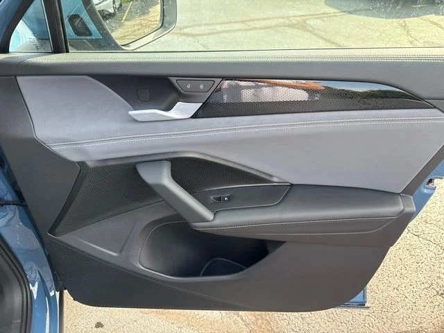 New 2026 Monterey Blue Pearl Volkswagen SE image 26