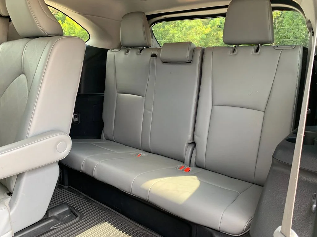Used 2022 Black Toyota Platinum image 18
