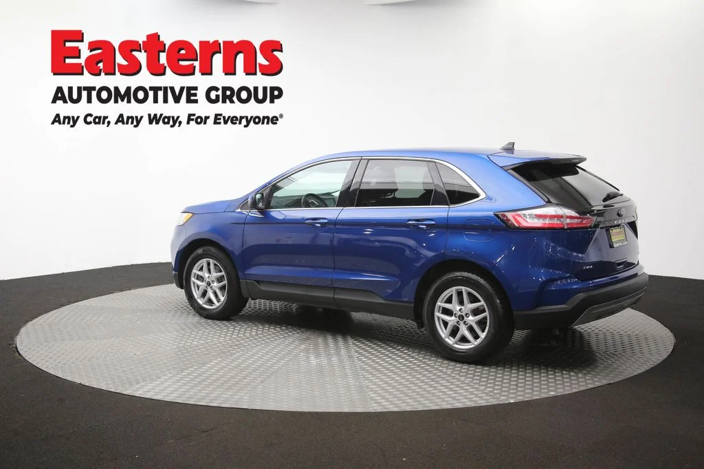 Used 2023 Blue Ford SEL image 65