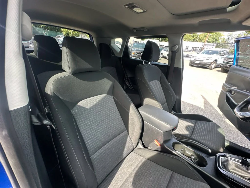 Used 2022 Blue Kia GT-Line image 37