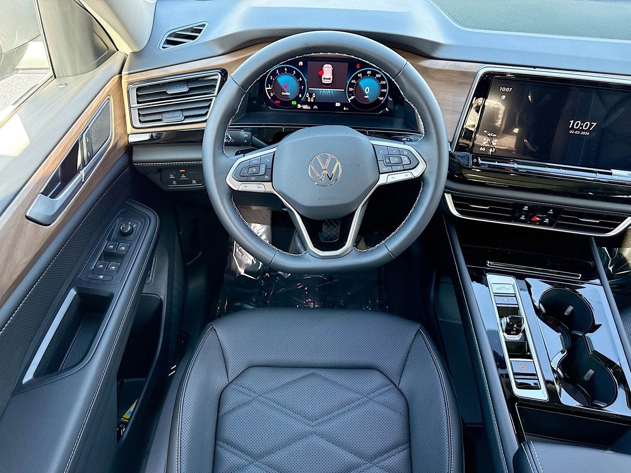 New 2026 Mist Volkswagen 2.0T SE w/Technology image 16