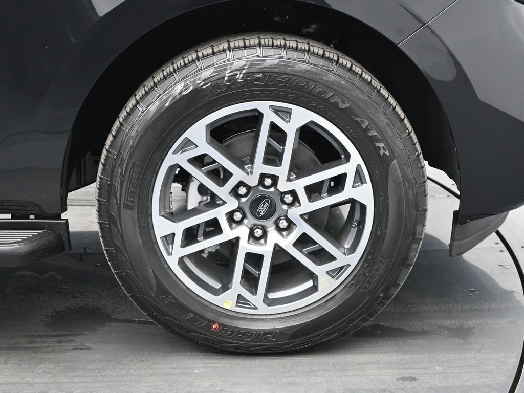 New 2026 Agate Black Metallic Ford Active image 25